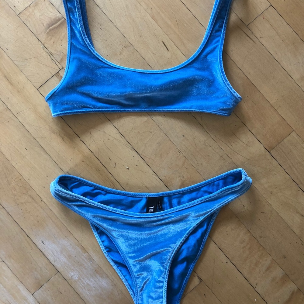 Triangl velvet bikini